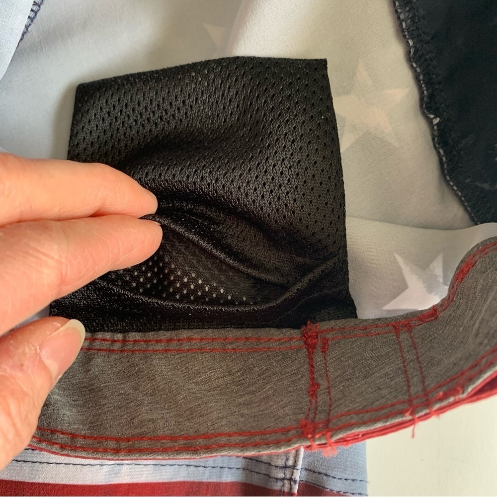 Hurley American Flag Board Shorts- Sz 28 - Picture 5 of 9